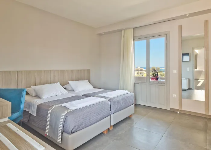  Parasol Luxury & Suites Adults Only