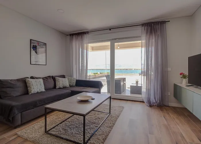 B & R Summer Breeze Apartments