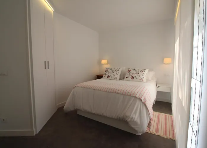 Apartamento 2 Dormitorios Con Piscina Y Jardin - Apartamentos Montesomo