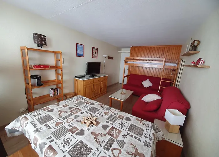 La Mongie, Studio pieds des pistes, parking intérieur privé