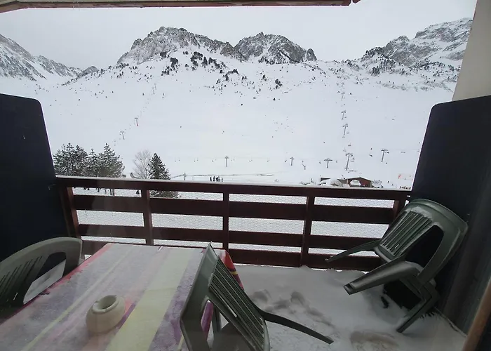 La Mongie, Studio pieds des pistes, parking intérieur privé