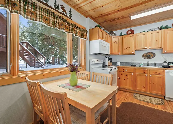 Bugle Pointe B18 By Estes Park Condos