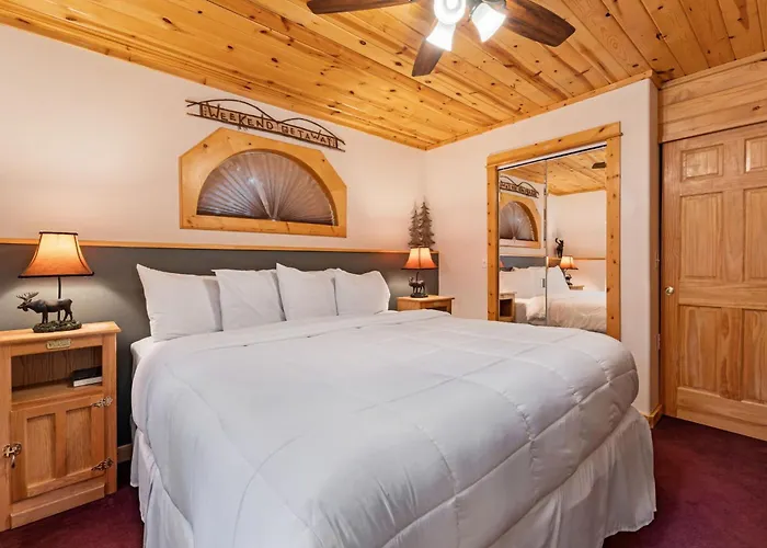 Bugle Pointe B10 By Estes Park Condos
