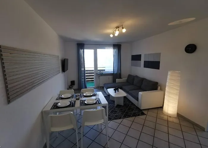 Bright & Cozy Apartment