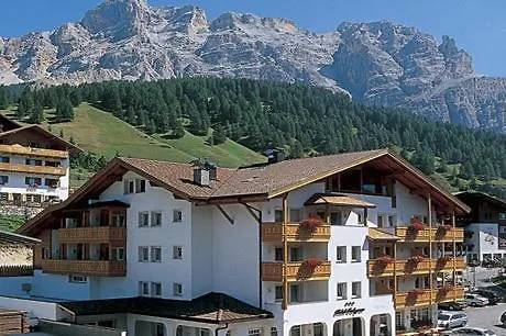 Hotel Falzares
