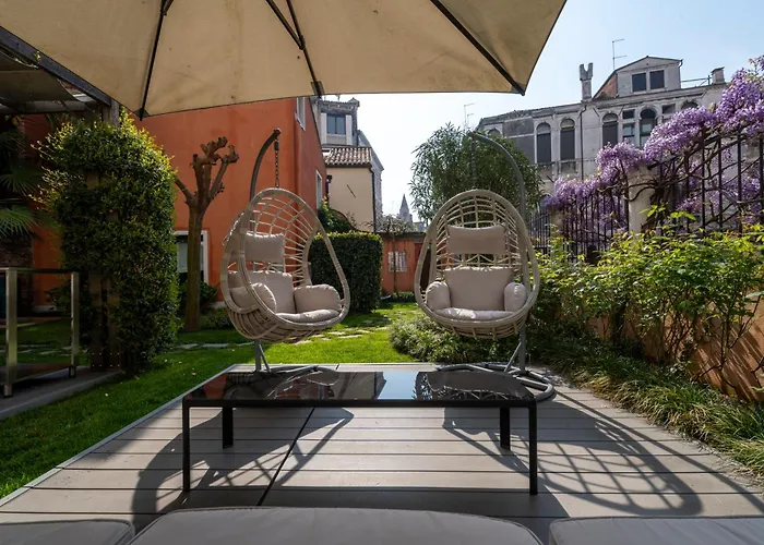 Palazzo Morosini Degli Spezieri - Lifestyle Apartments