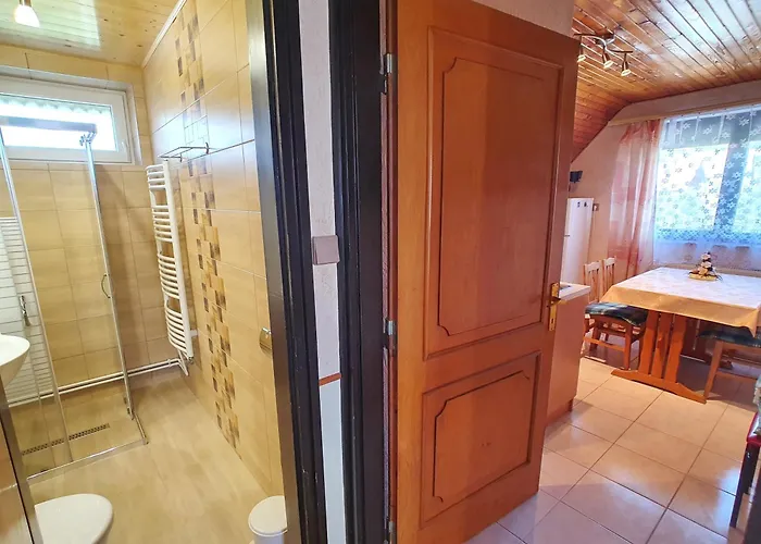 Istvan Apartments