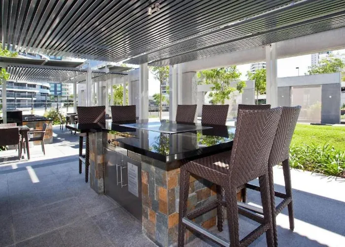 Broadbeach Luxury Oracle Tower 1 Apartment 2Bed 2Bath 1 Car