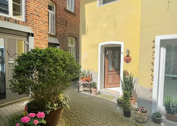 Small Stable - Charmantes Haeuschen Mitten In Lemgo