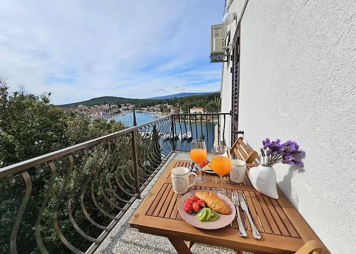 Maris Sea View Apartment
