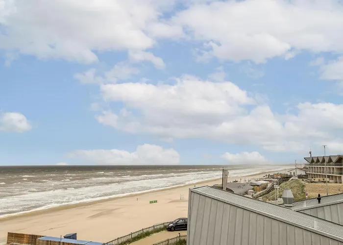 Appartement Met Frontaal Zeezicht In Bloemendaal