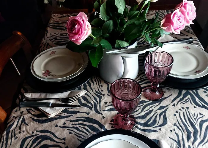 Les Maisons Des Fleurs