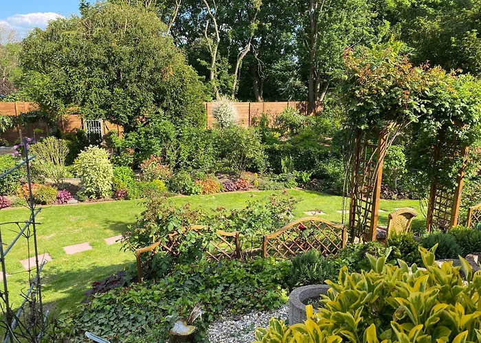 Garden View Near Frankfurt- 2 Zimmer Wohnung