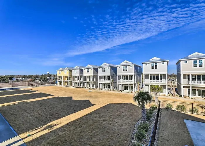 Emerald Isle, Ocean Views With Pool And Beach Access