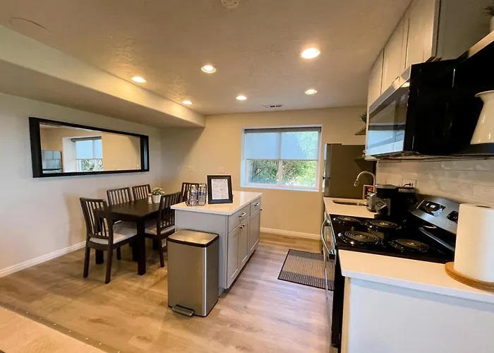 City View Retreat 2 Bedroom 1 B