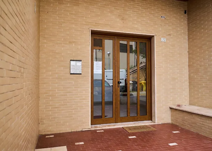 Casa Rosita - Large Family Flat, 3 Bedrooms, Covered Veranda, Central Carbonia