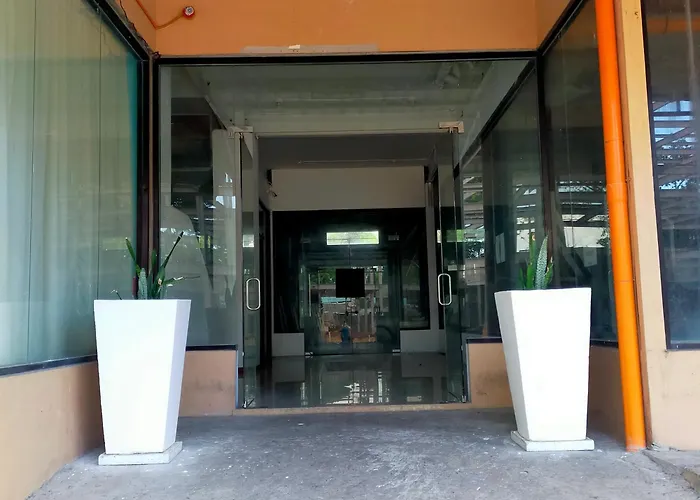 Cozy Condo Unit W/ Free Wifi&Netflix-Pay Parking