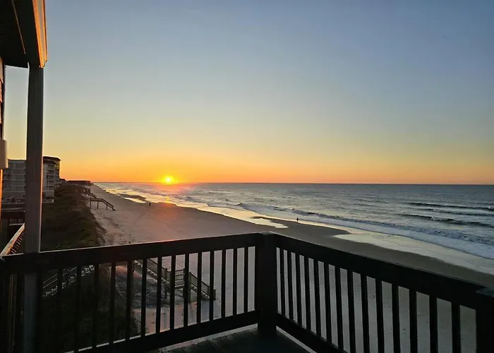Oceanfront Pool Balcony At Ospreys Nest In North Topsail Beach