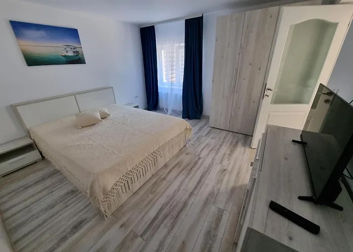 Apartament Sonia 2 camere la curte