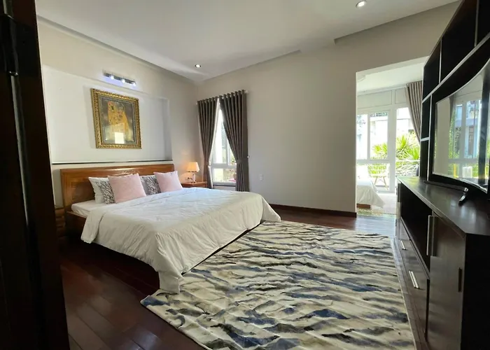 Moon Homestay Hue