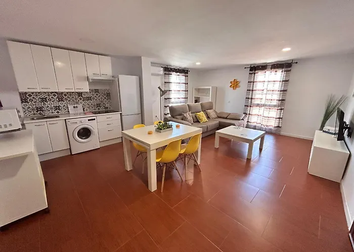 Apartamentos Empul  Tunidos House