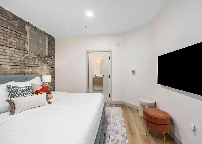 Centrally Located Private King Suite