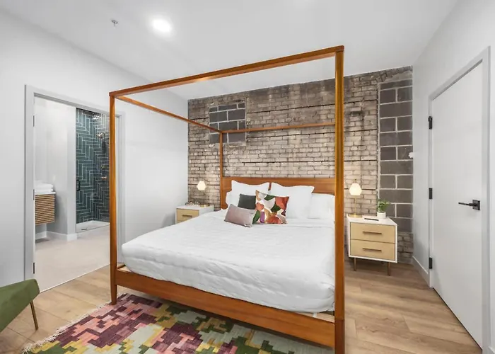 Centrally Located Private King Suite