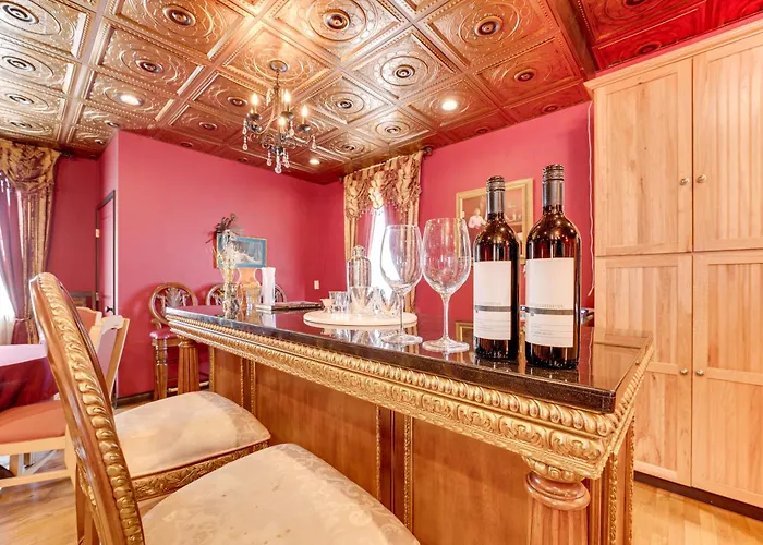 Saloon-Style Prosser Loft In Wa Wine Country!