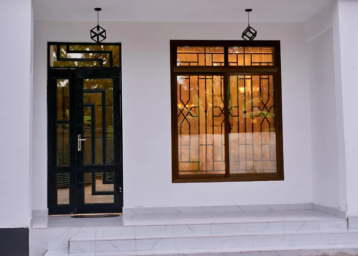 Diamond Apartments