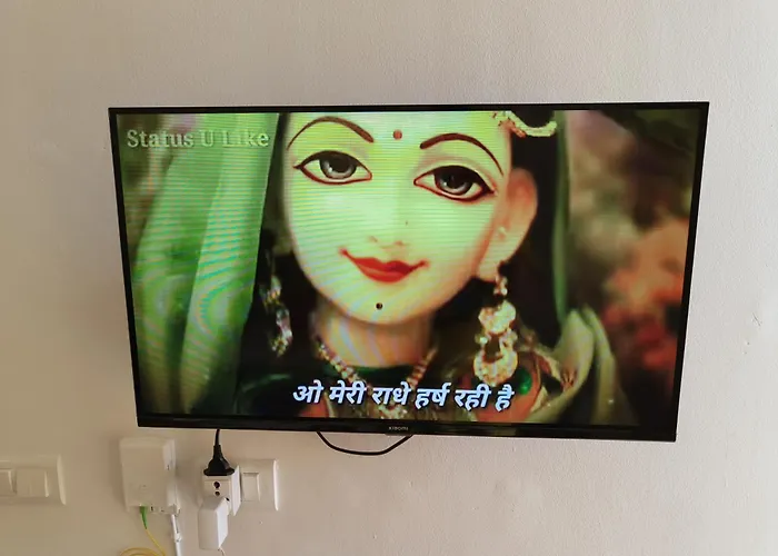 Vasudev Kutumb Atithi Devo Bava