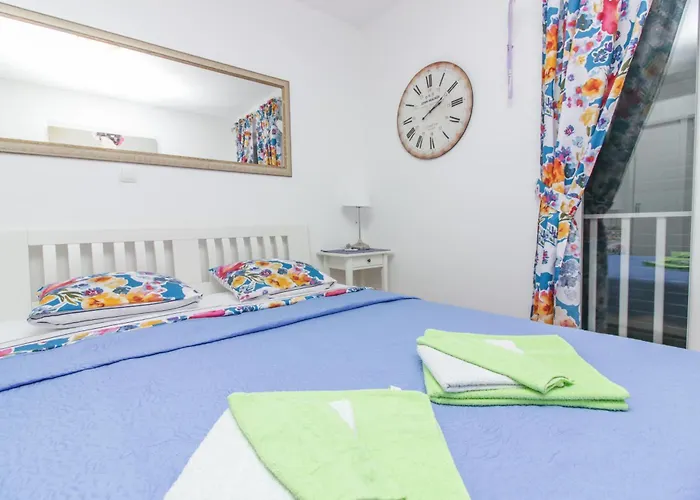 New! Apartment Aenona 200M From The Beach, Nin