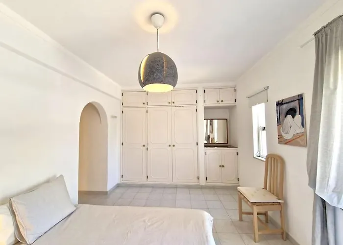 Ancão beach duplex with private garden