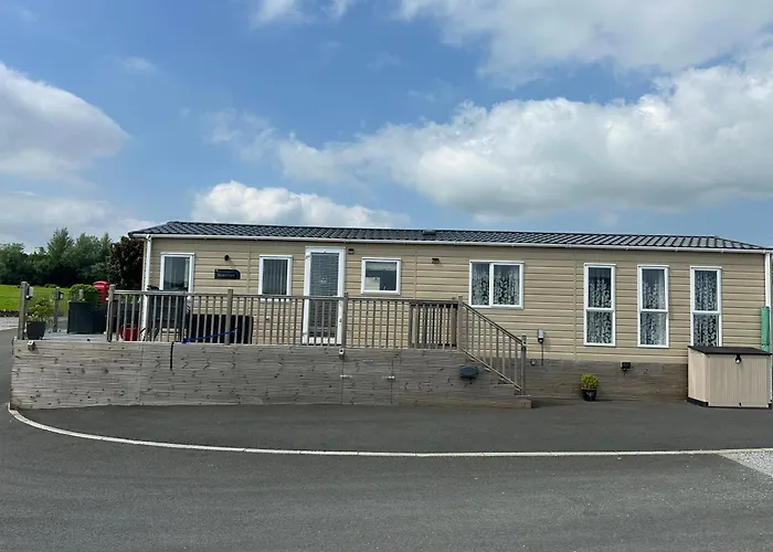 Luxury Lake District Holiday Lodge-Sleeps 4