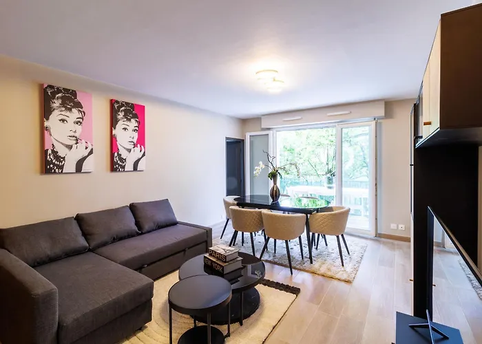 Appartement Moderne Pres De Geneve