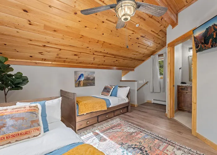 Bugle Pointe B13 By Estes Park Condos