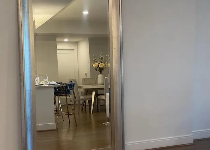 Buckhead Atlanta Luxury Suite