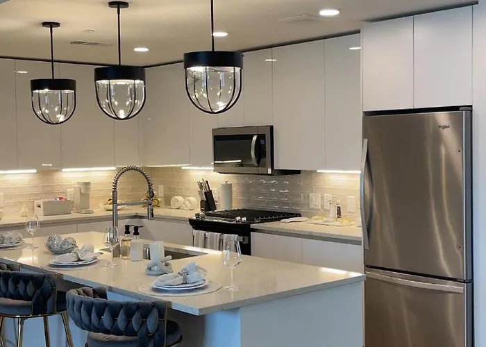 Buckhead Atlanta Luxury Suite