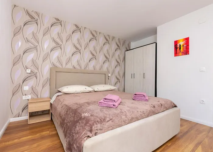 Luxury 4 Star, Amazing View Apartment With Free Parking