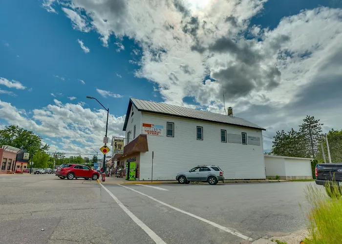 Lyndon Station Retreat ~ 9 Mi To Wisconsin Dells!