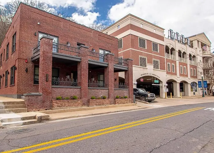 Walk To Bathhouses, Historic Dtwn Hot Springs, Room # 300