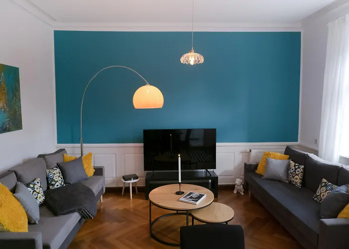 Beluna Living - Business&Family - 2 Zimmer Direkt Neben Schloss, Parkplatz, Smarttv, Netflix, Waschmaschine, 24H Checkin, 71Qm, Kingsizebett, Hotelbettwaesche