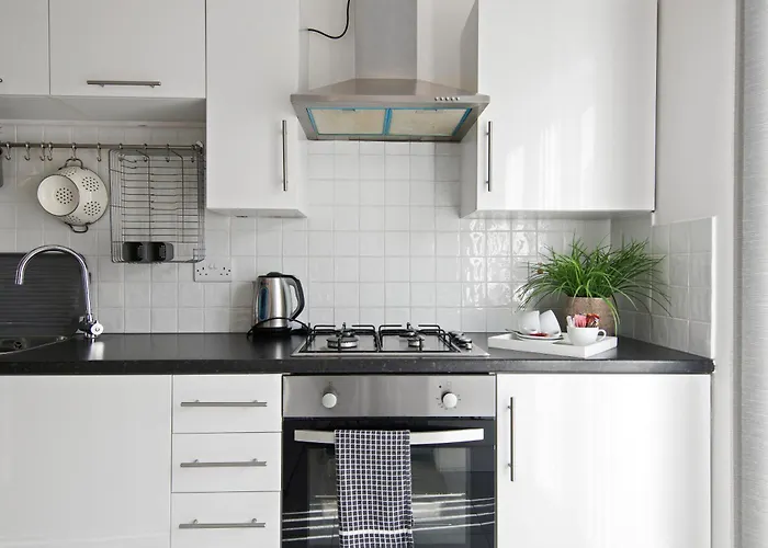 The Roost Group - Stylish Apartments