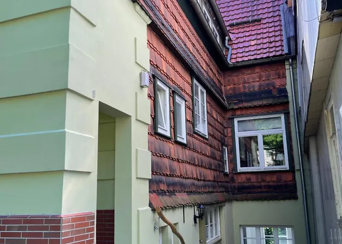 Grosszuegige Souterrainwohnung In Historischer Stadtvilla Im Herzen Zellerfelds