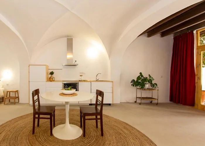 Casa Ancha