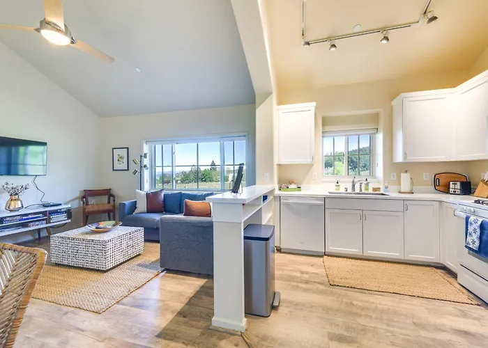 Kelseyville Vacation Rental ~ 5 Mi To Clear Lake!