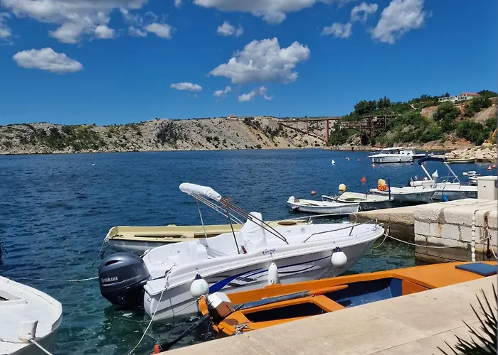 Apartment Maslenica Seaview