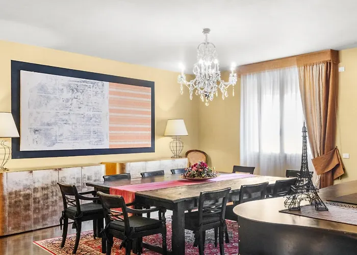 Bohemian Suite Spacious And Central Loft