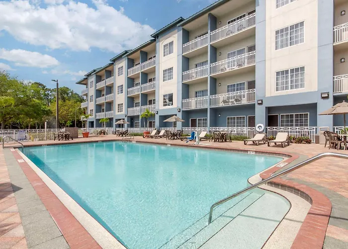 Boutique hotel only: Best Western Naples Plaza Hotel
