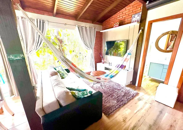 Casa de férias: Arthi - Lindo Studio com Jardim