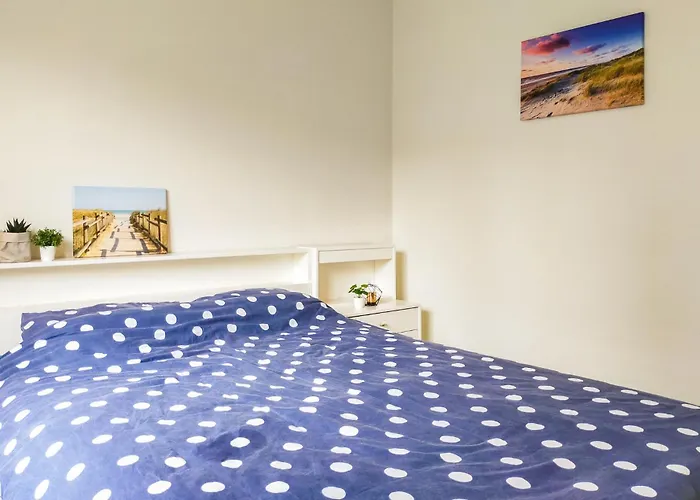 Stunning Apartment In Bredene